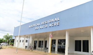 O governo do Acre está transformando a realidade dos pacientes que aguardavam por cirurgias ortopédicas, especialmente nos joelhos, ao promover o primeiro mutirão dessa especialidade no Hospital Regional do Alto Acre, em Brasileia.