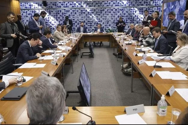 AJUSTES: Governo Recua e Altera Novo Decreto do IOF após Pressão da Oposição e Setores Produtivos
