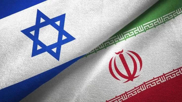 TENSÃO: Israel Ataca Irã em Ofensiva para Minar Programa Nuclear Escalando a Crise no Oriente Médio