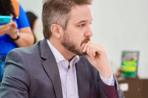 LIDERANÇA: Vereador Felipe Tchê Promove Iniciativa para Combater Enchentes em Rio Branco