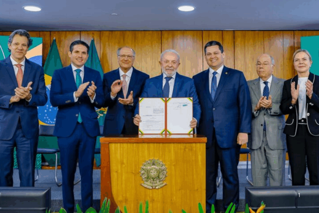PLANO: Governo Lula Reage ao Tarifaço de Trump com Pacote de R$ 30 Bilhões em Crédito