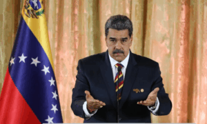 ESTRATÉGIA: Maduro Antecipou o Natal na Venezuela as Comemorações Começam em Outubro