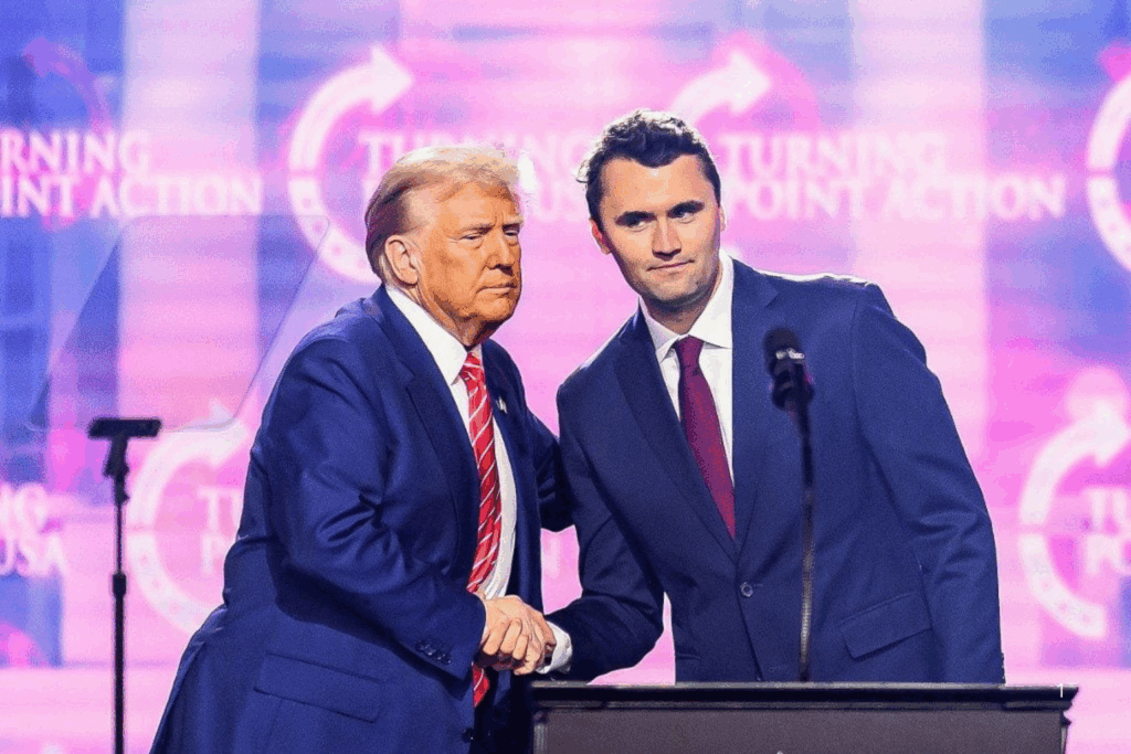 ATAQUE: Influenciador Trumpista Charlie Kirk Morre após ser Baleado em Evento nos EUA