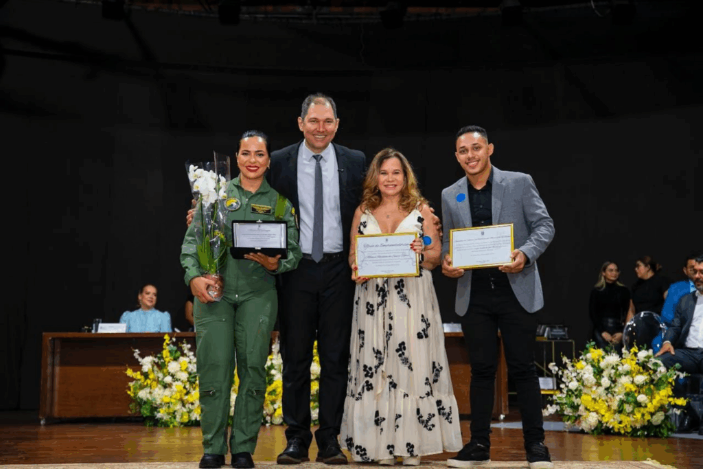 VALORIZAÇÃO: Câmara de Rio Branco Reconhece Destaques Locais com Títulos Honoríficos