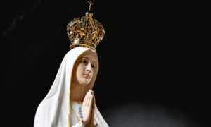 VENERAÇÃO: Papa Ajusta Limites na Devoção a Maria Reafirmando seu Papel de Intercessora