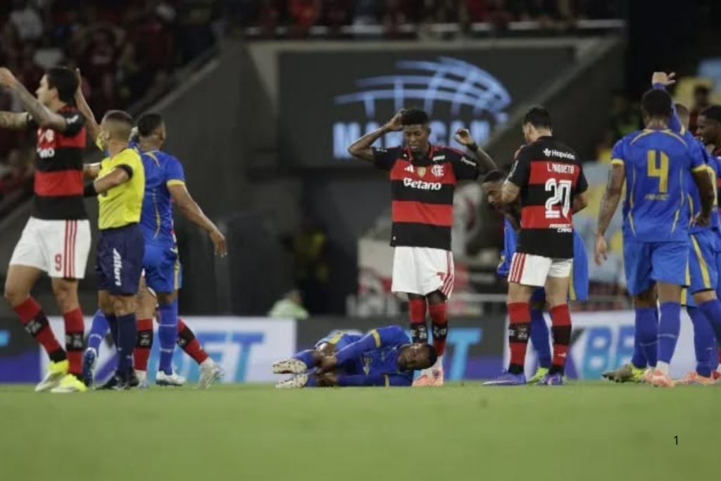 PÂNICO: Jogador Convulsiona em Campo e Sai de Ambulância Durante Flamengo x Sampaio Corrêa no Maracanã