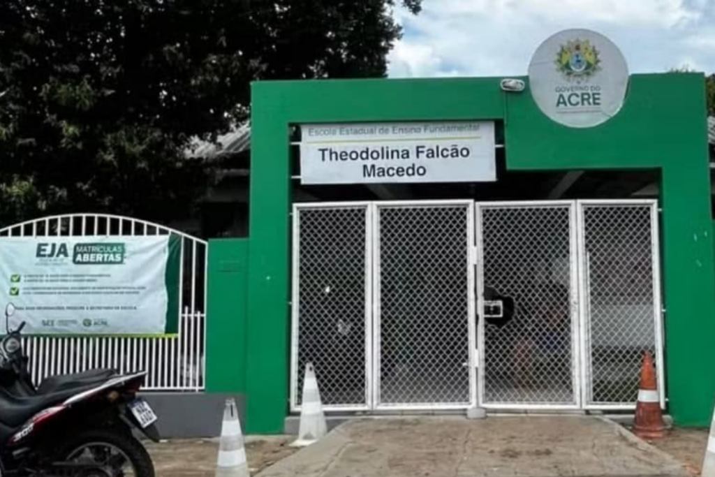 MATRÍCULA: Vagas Abertas em Escola de Rio Branco para EJA; Veja como se Inscrever Ainda Neste Semestre