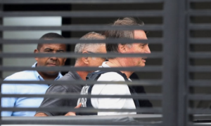 RESTRIÇÃO: Bolsonaro Recebe Alta Hospitalar e Inicia Prisão Domiciliar por 90 Dias em Brasília