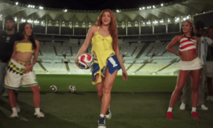 INÉDITO: Shakira Anuncia Música Oficial da Copa do Mundo e Grava Clipe no Maracanã