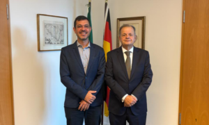 Dr. Thor Dantas se reúne com o embaixador do Brasil na Alemanha