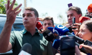 OPORTUNISTA: Flávio Bolsonaro Muda de Posição Sobre Escala 6x1, mas Caso Vença a Eleição Já Planeja Novas Regras Trabalhistas para 2027